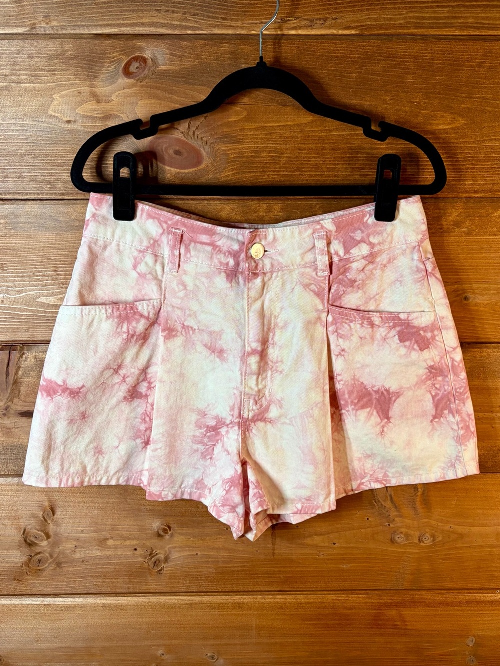 Forever 21 Pink Tie-Dye High-Waist Flounce Shorts Size Medium 🩷
